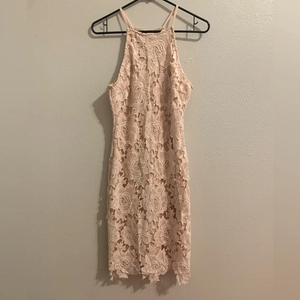 Women’s Lace Dress - Picture 5 of 6